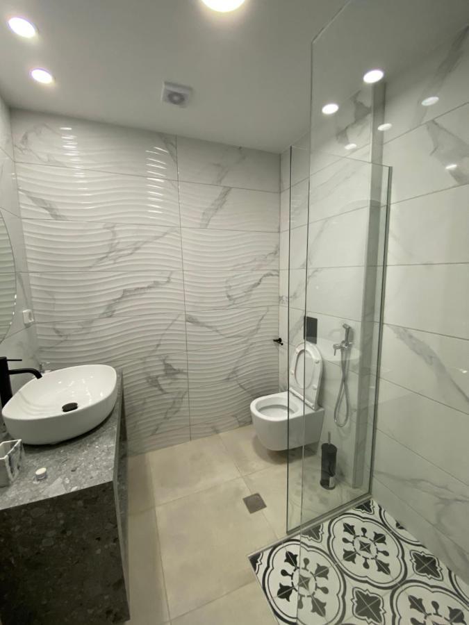 Paraskevi's Apartmán *